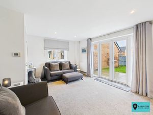 Living Room- click for photo gallery